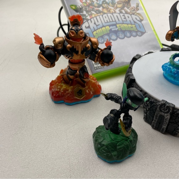 Skylanders Mixed Element Figure Lot With Xbox 360 Portal and game Bundle - Picture 3 of 7